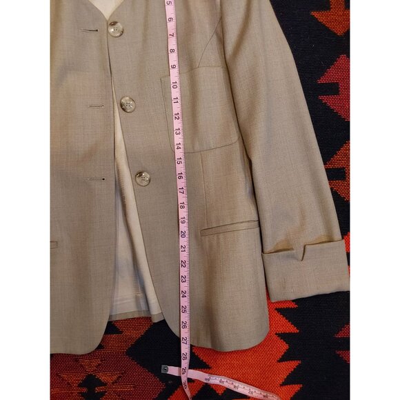 Jones New York Women's Beige Collarless 3 Button Wool Blazer. Size 10 - Picture 4 of 14